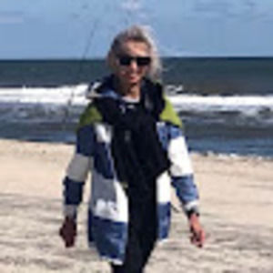 Meet your Posher, Teresa